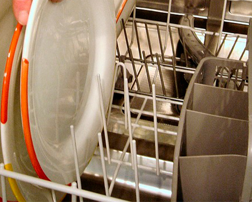 How to clean a dishwasher?