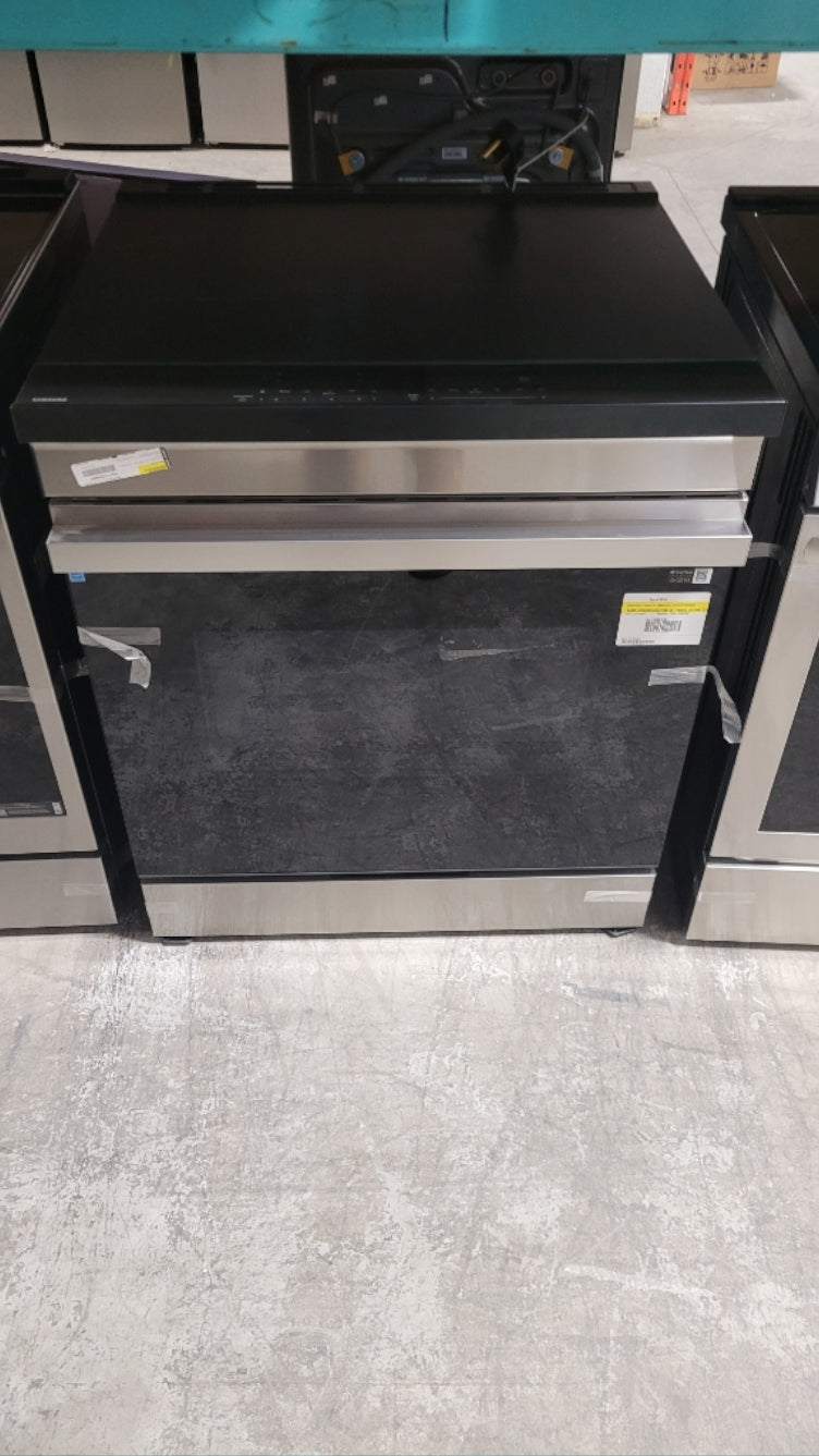 NSI6DG9300SR - RANGES - Samsung - Electric - Stainless Steel - Open Box - BonPrix Électroménagers