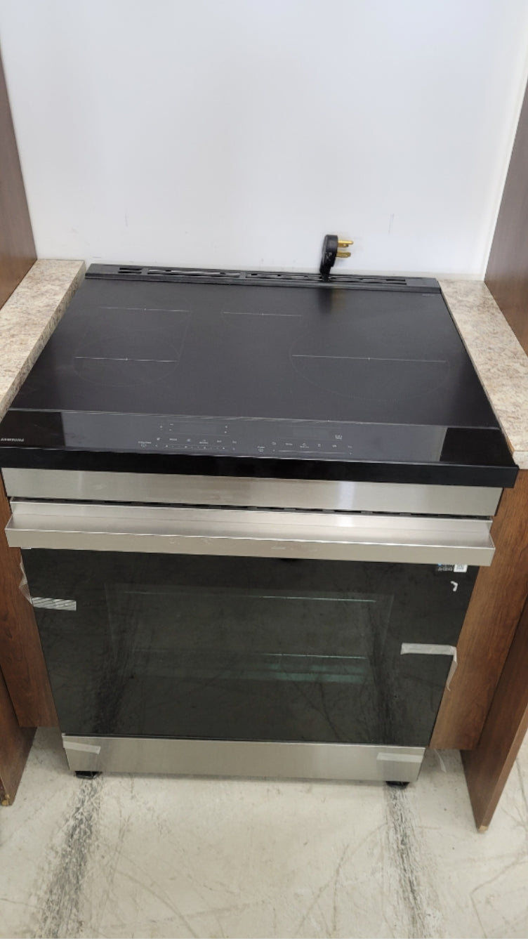 NSI6DG9300SR - RANGES - Samsung - Electric - Stainless Steel - Open Box - BonPrix Électroménagers