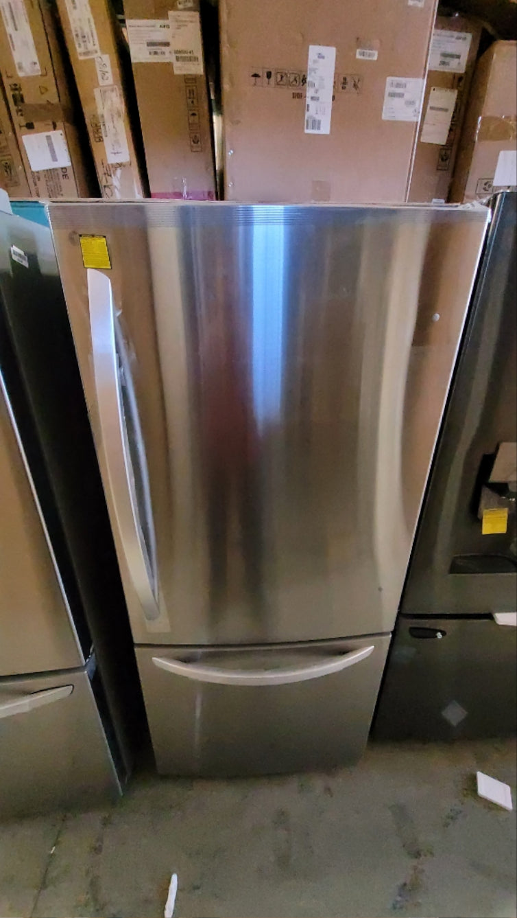 LRDNS2200S - REFRIGERATORS - LG - Bottom Freezer - Stainless Steel - Open Box - BonPrix Électroménagers
