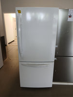 LRDNS2200W - REFRIGERATORS - LG - Bottom Freezer - White - Open Box