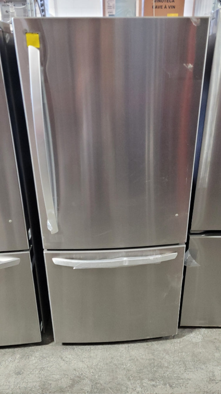 LRDNS2200S - REFRIGERATORS - LG - Bottom Freezer - Stainless Steel - Open Box