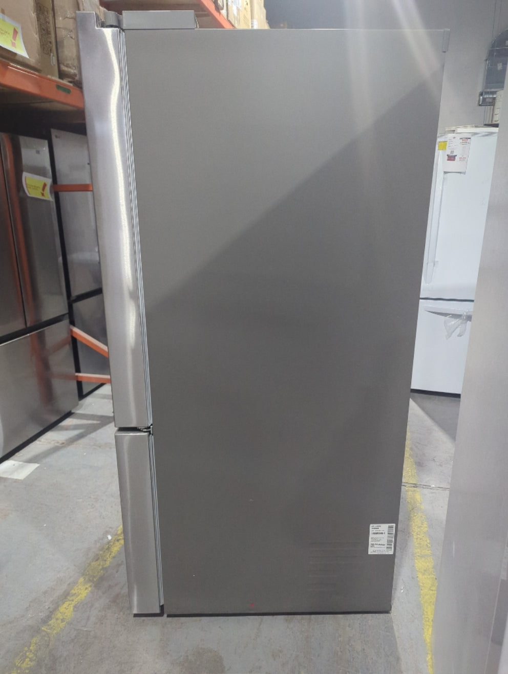 LRFLS3206S - REFRIGERATORS - LG - French 3-Door - Stainless Steel - Open Box - BonPrix Électroménagers