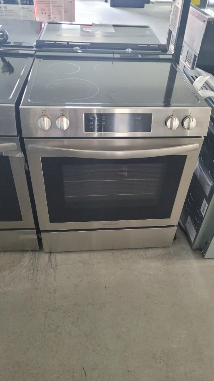 FCFE308CAS - CUISINIÈRES - Frigidaire - Électrique - Acier inoxydable - Boîte Ouverte