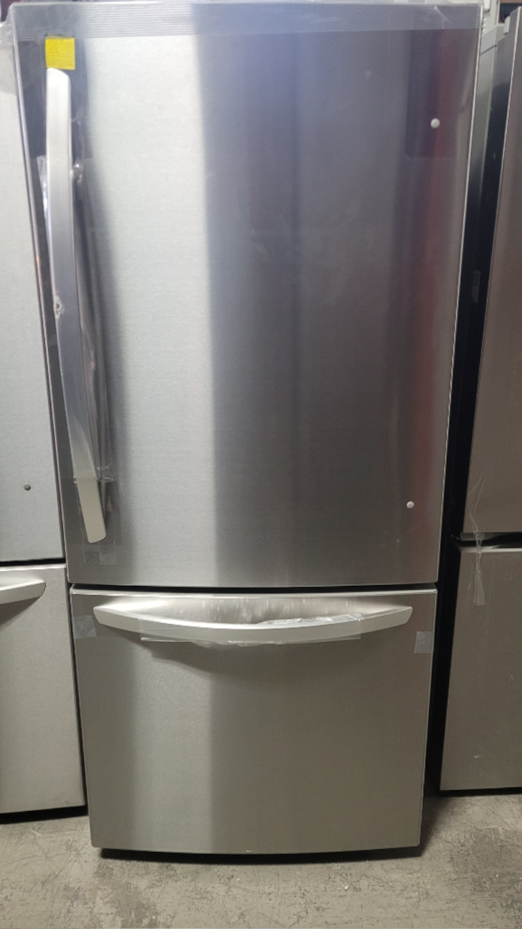 LRDNS2200S - RÉFRIGÉRATEURS - LG - Congélateur inférieur - Acier inoxydable - Boîte Ouverte