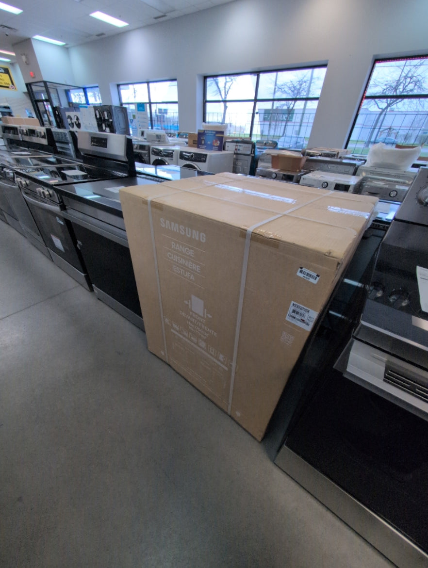 NSE6DG8700SR - RANGES - Samsung - Electric - Stainless Steel - Open Box - BonPrix Électroménagers