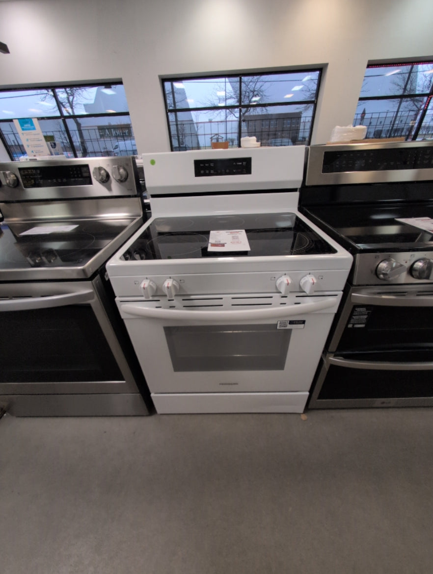 FCRE306CAW - RANGES - Frigidaire - Electric - White - Open Box - BonPrix Électroménagers