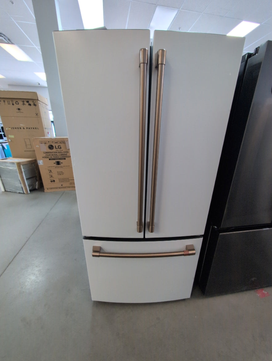 CWE19SP4NW2 - REFRIGERATORS - Café - French 3-Door - White - Open Box