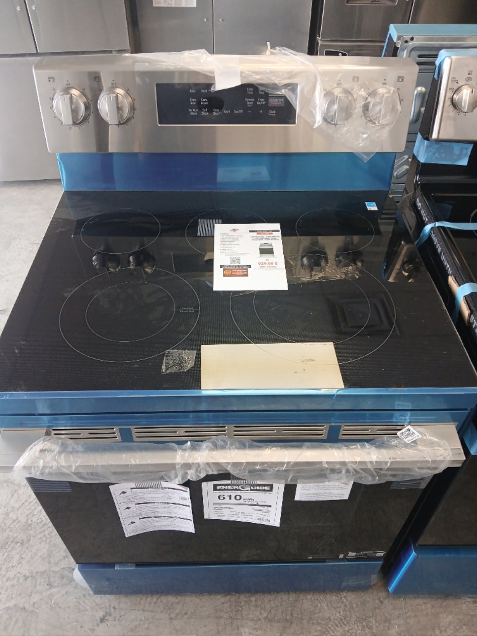 LREN6323YE - RANGES - LG - Electric - Stainless Steel - Open Box - BonPrix Électroménagers