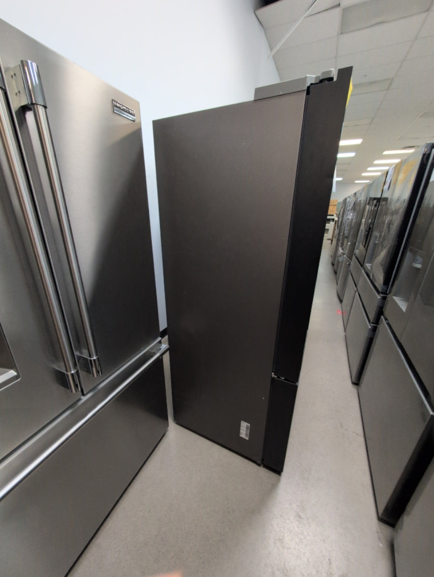 RF24BB6200AP - REFRIGERATORS - Samsung - French 3-Door - Panel Ready - Open Box