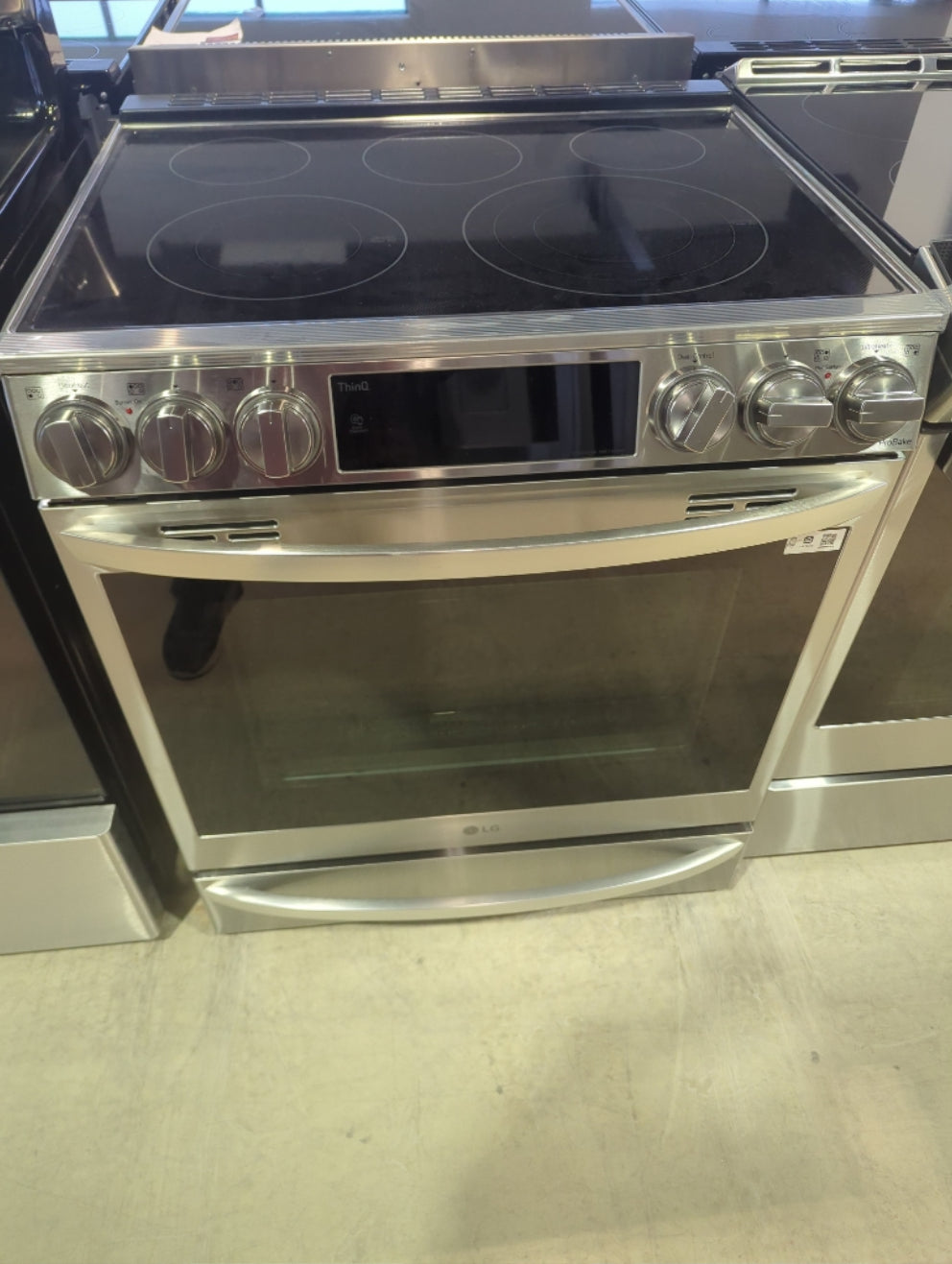 LSEL6337F - RANGES - LG - Electric - Stainless Steel - Open Box - BonPrix Électroménagers