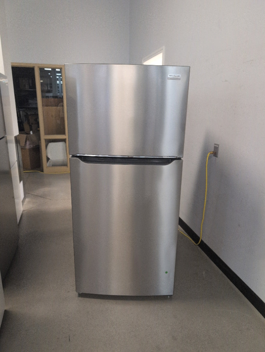 FGHT2055VF - REFRIGERATORS - Frigidaire Gallery - Top Freezer - Stainless Steel - Open Box
