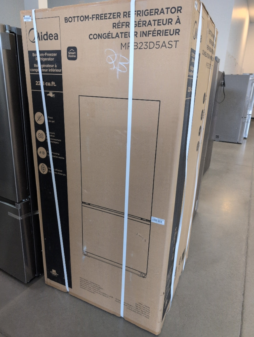 MRB23D5AST - REFRIGERATORS - Midea - Bottom Freezer - Stainless Steel - Open Box - BonPrix Électroménagers
