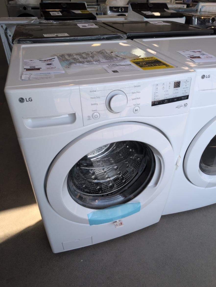 WM3400CW - WASHERS - LG - Front Load - White - Open Box