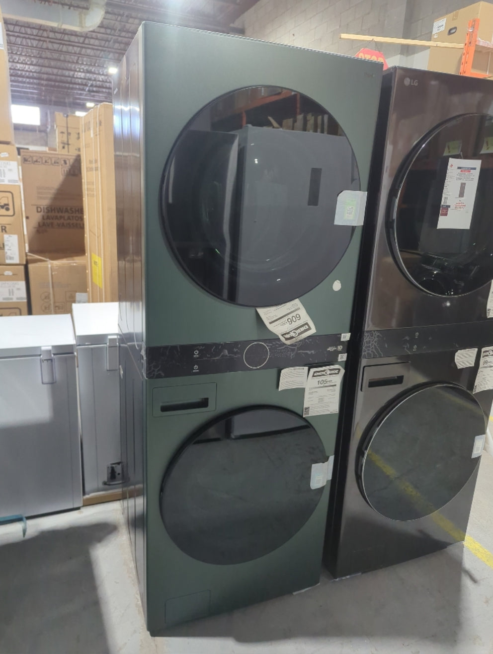 WKEX200HGA - LAUNDRY CENTERS - LG - Stacked Washer/Dryer - Electric - Nature Green  - Open Box - BonPrix Électroménagers