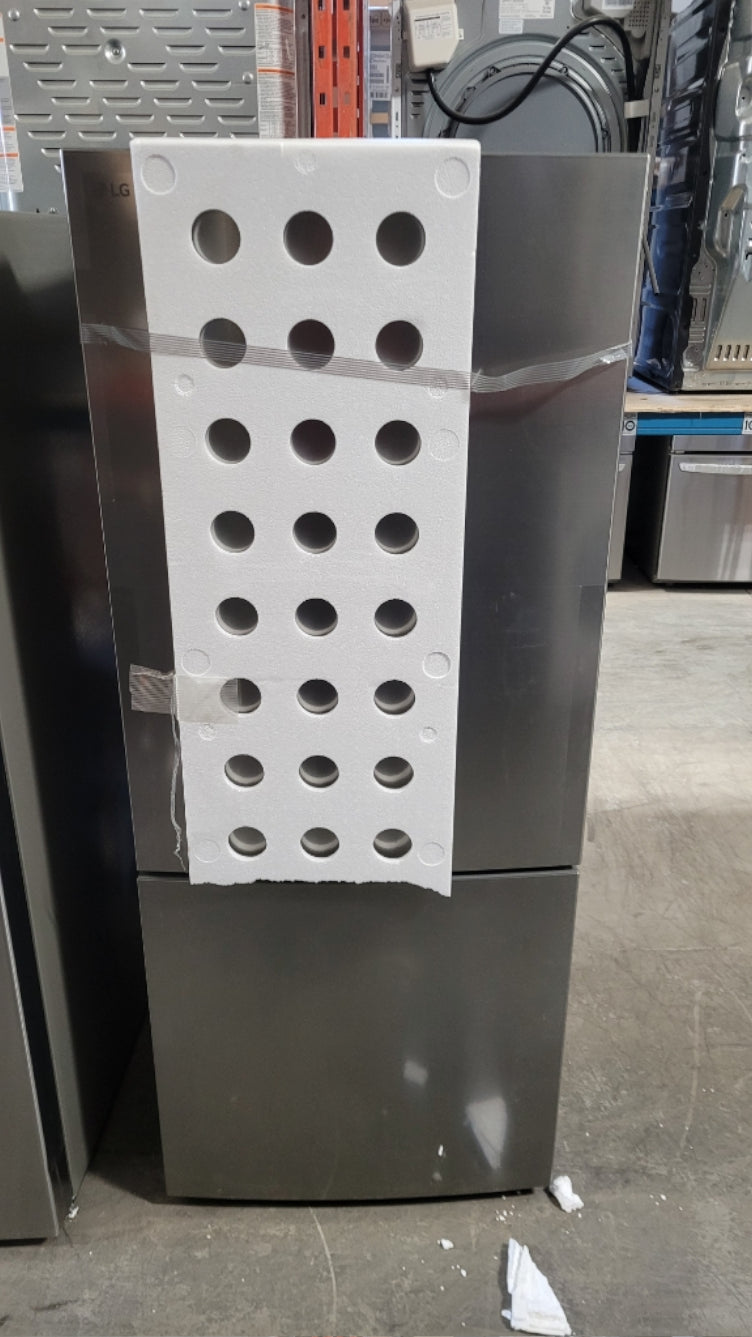 LBNC15251V - REFRIGERATORS - LG - Bottom Freezer - Platinum - Open Box - BonPrix Électroménagers