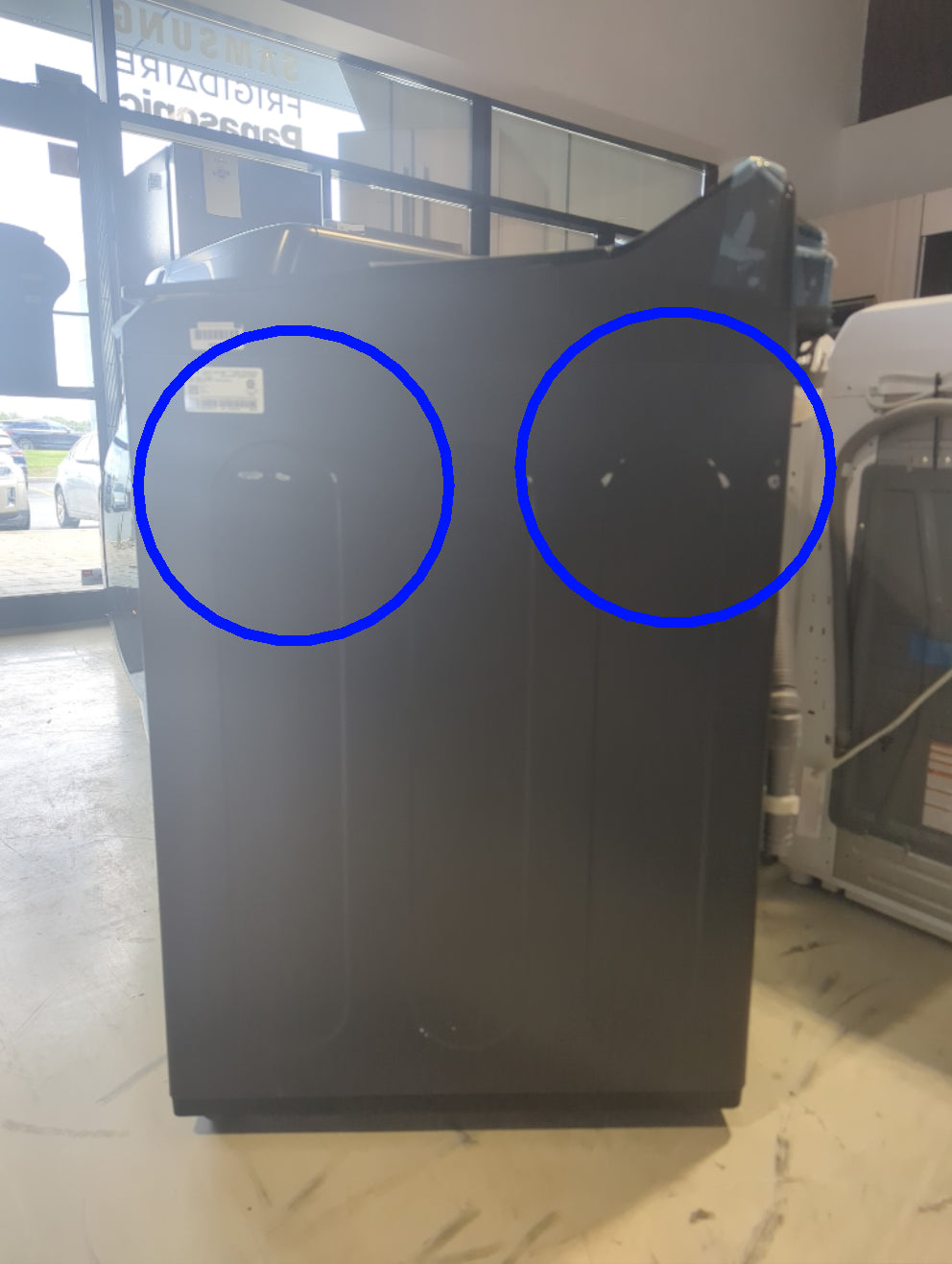 WT8405CB - WASHERS - LG - Top Loading - Black - Open Box - BonPrix Électroménagers