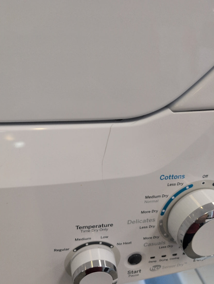 GUD27EEMNWW - LAVEUSE SÉCHEUSE SUPERPOSÉES - GE - Laveuse/sécheuse superposées - Électrique - Blanc - Boîte Ouverte