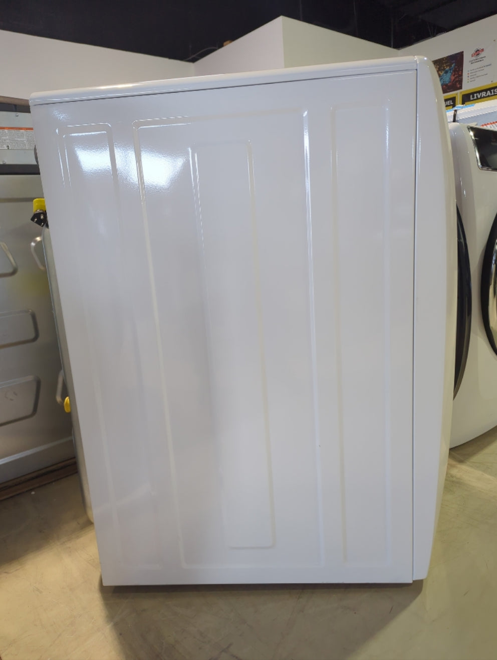 ELFW7626BW - WASHERS - Electrolux - Front Loading - White - Open Box - BonPrix Électroménagers