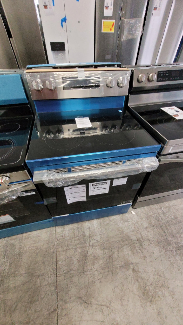 LREN6323YE - RANGES - LG - Electric - Stainless Steel - Open Box - BonPrix Électroménagers