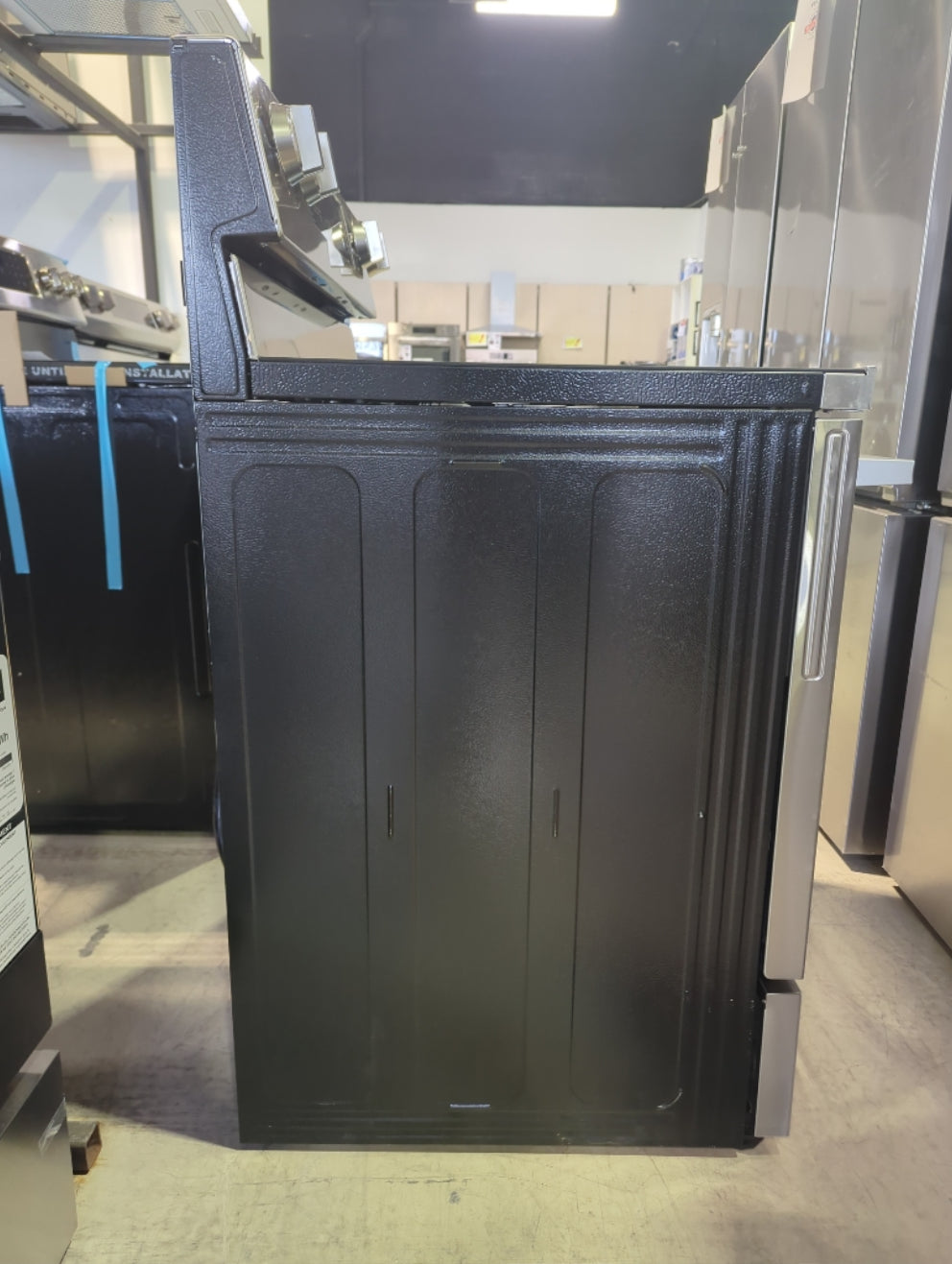 LREN6325XE - RANGES - LG - Electric - Stainless Steel - Open Box - BonPrix Électroménagers