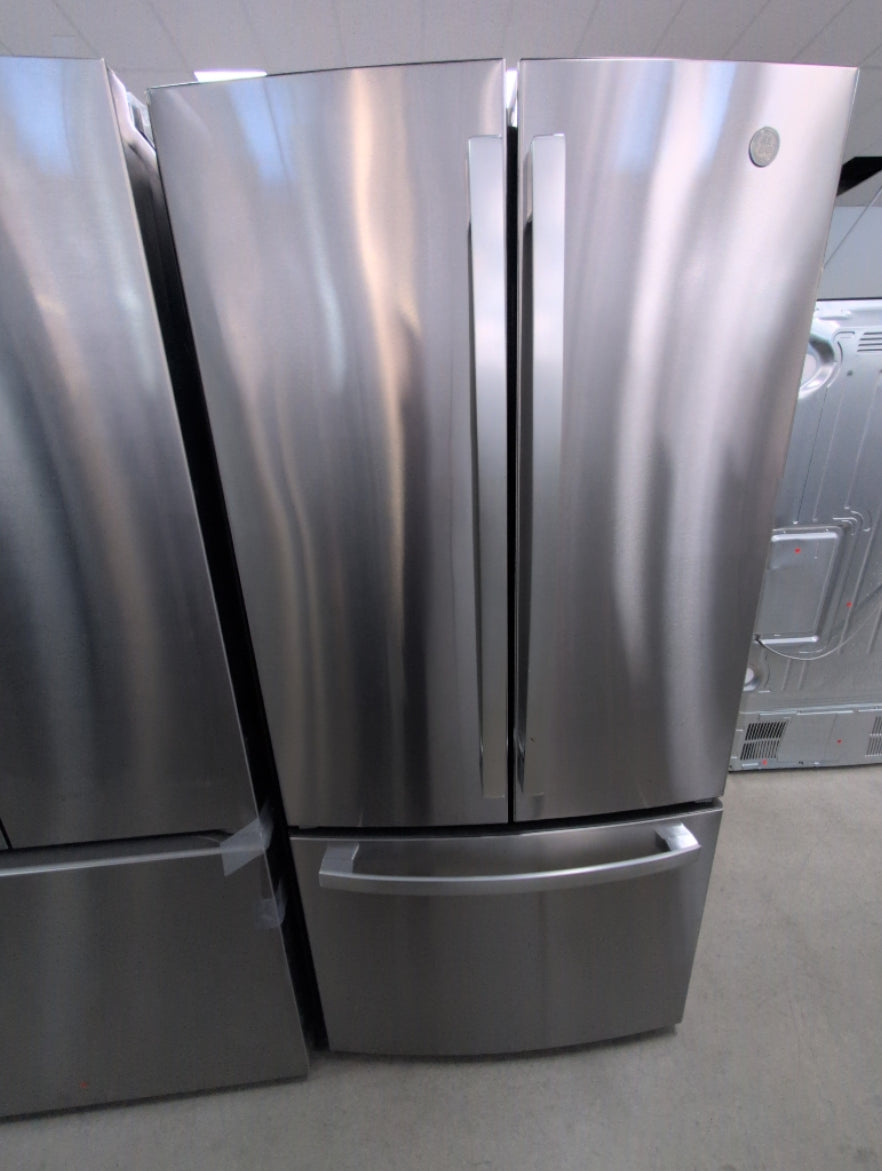 GWE19JYLFS - RÉFRIGÉRATEURS - GE - Trois portes avec porte à deux battants - Acier inoxydable - Boîte Ouverte
