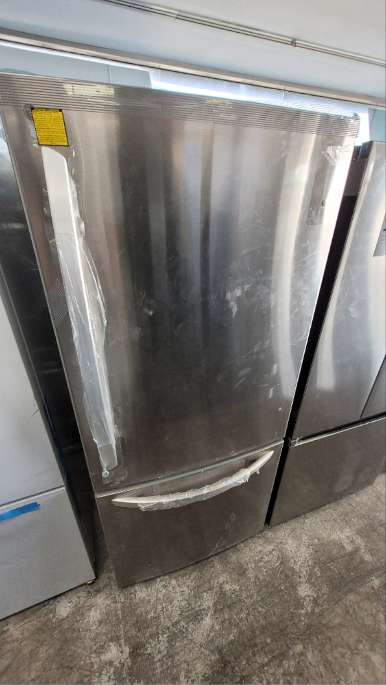 LRDNS2200S - REFRIGERATORS - LG - Bottom Freezer - Stainless Steel - Open Box