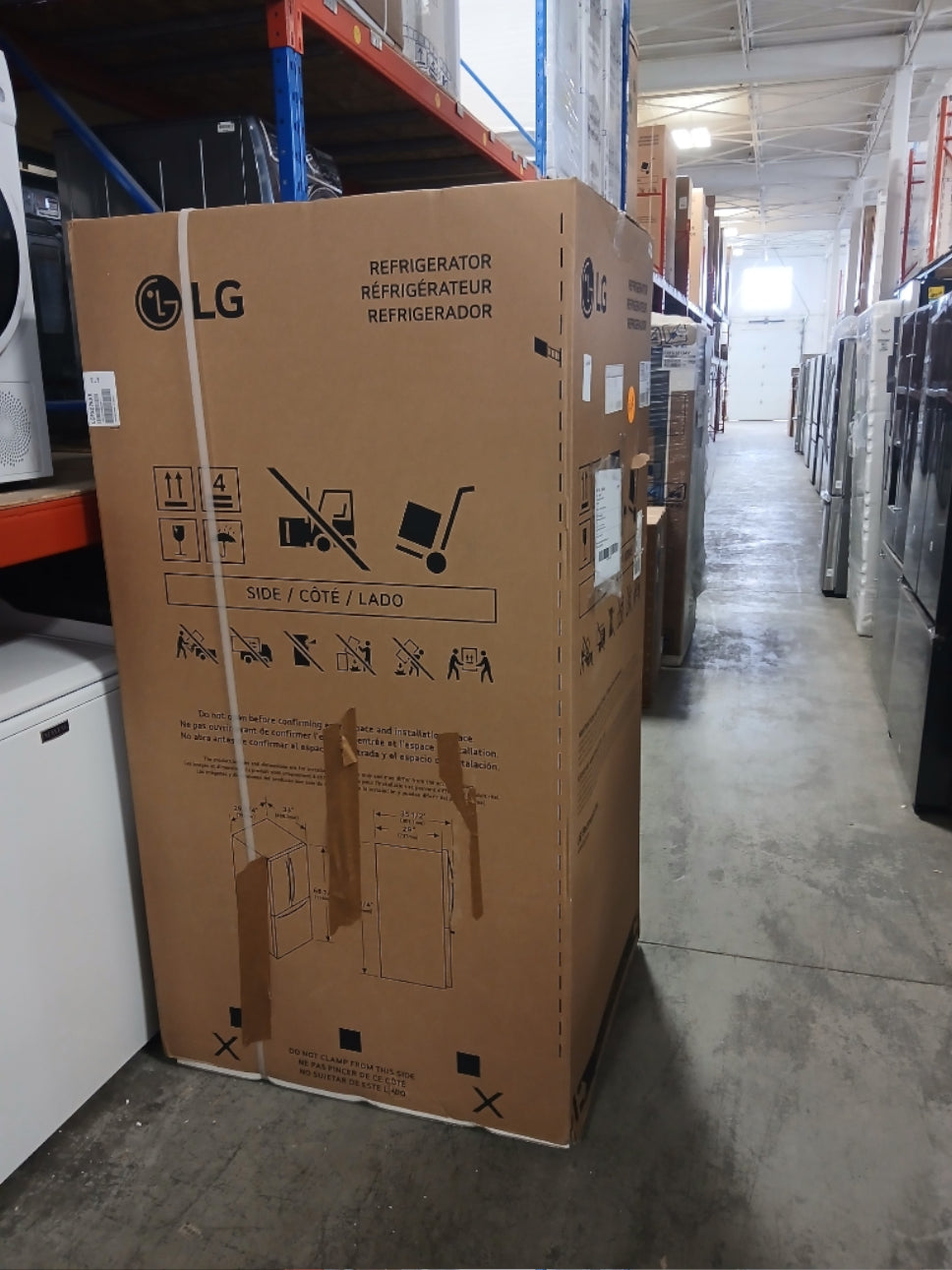 LCFS22EXS - REFRIGERATORS - LG - French 3-Door - Stainless Steel - Open Box - BonPrix Électroménagers
