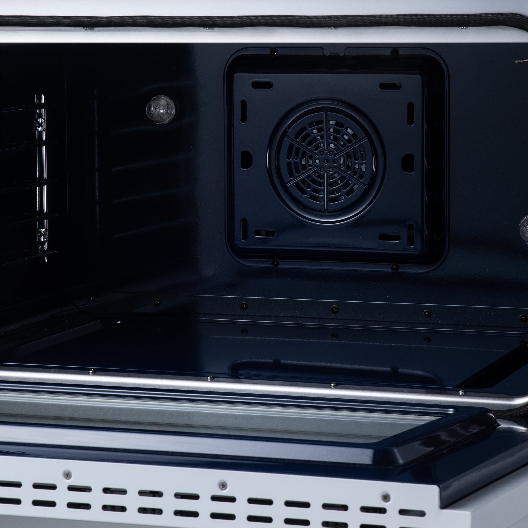 Massimo 36 Inch Freestanding Electric range, 5 radiant burners, 5.36 cf. True Convection oven, Air fryer kit, White
