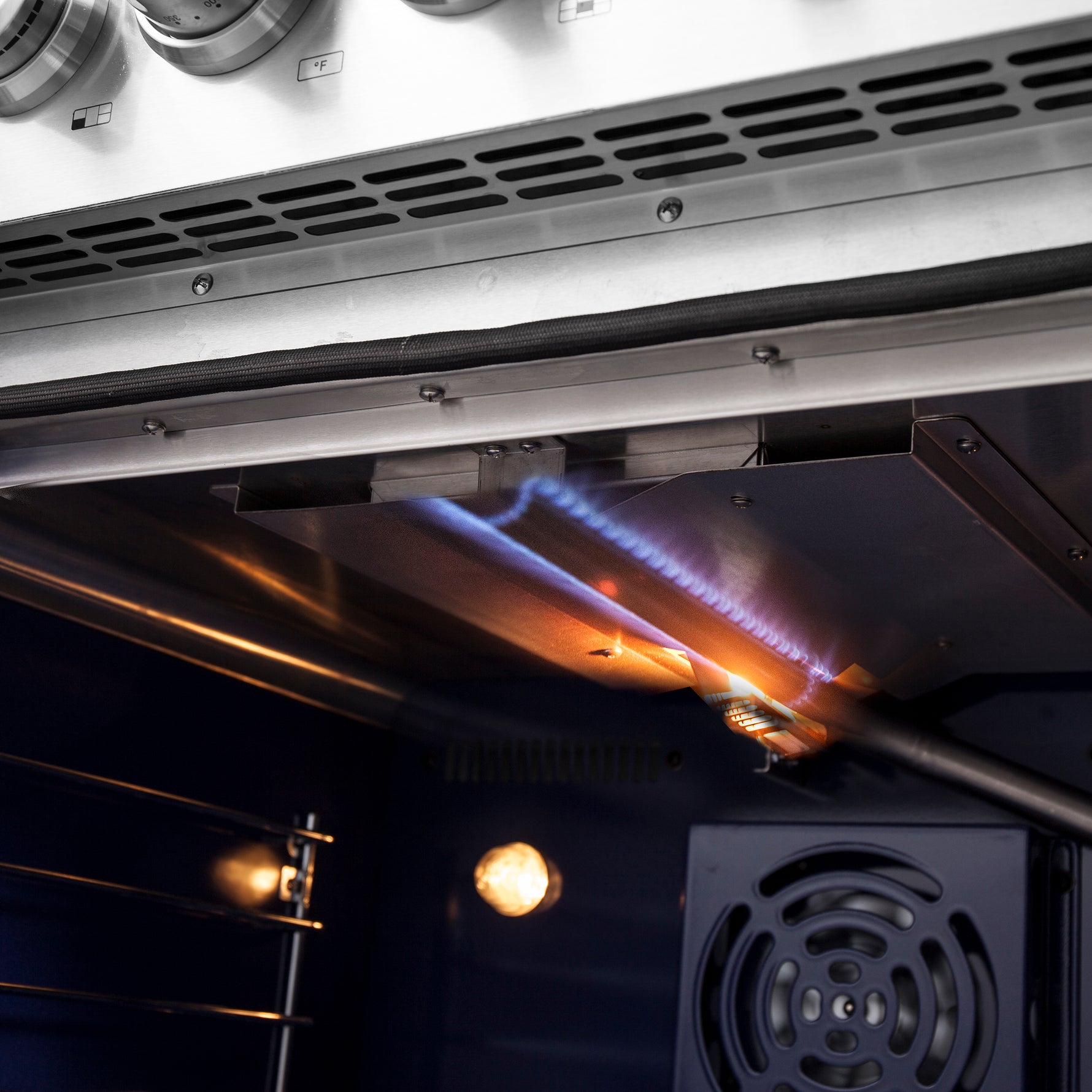 Forno Massimo 30-Inch Freestanding French Door Gas Range, 4 Burners, Convection Oven, Energy Efficient - BonPrix Électroménagers