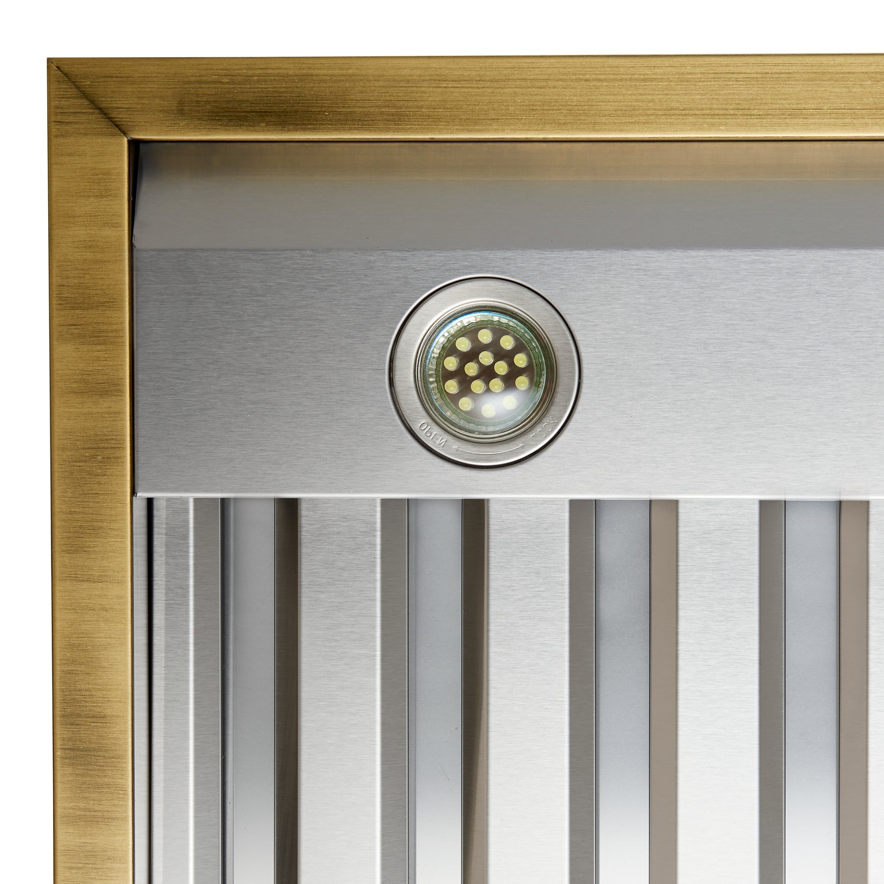 Forno Vittorio 48-Inch Wall Mount Range Hood, White with Antique Brass Trim, 600 CFM Airflow, Dishwasher-Safe Baffle Filters, Remote Control, 3-Speed Fan, Bright LED Lighting - BonPrix Électroménagers