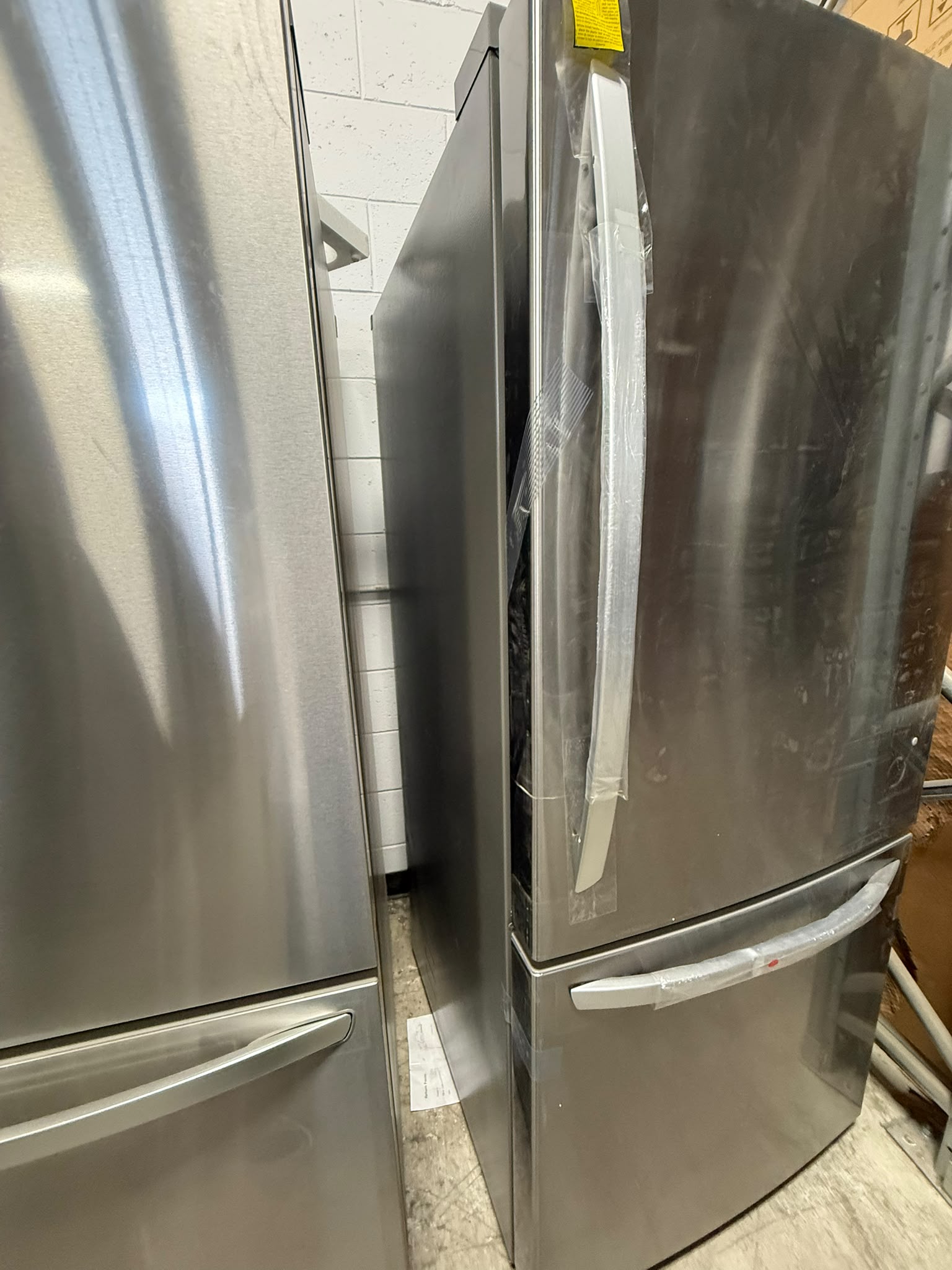 LRDNS2200S - RÉFRIGÉRATEURS - LG - Congélateur inférieur - Acier inoxydable - Boîte Ouverte