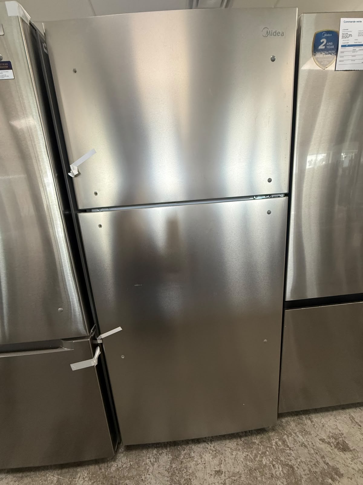 MRT18B2ASL - RÉFRIGÉRATEURS - Midea - Congélateur supérieur - Acier inoxydable - Boîte Ouverte