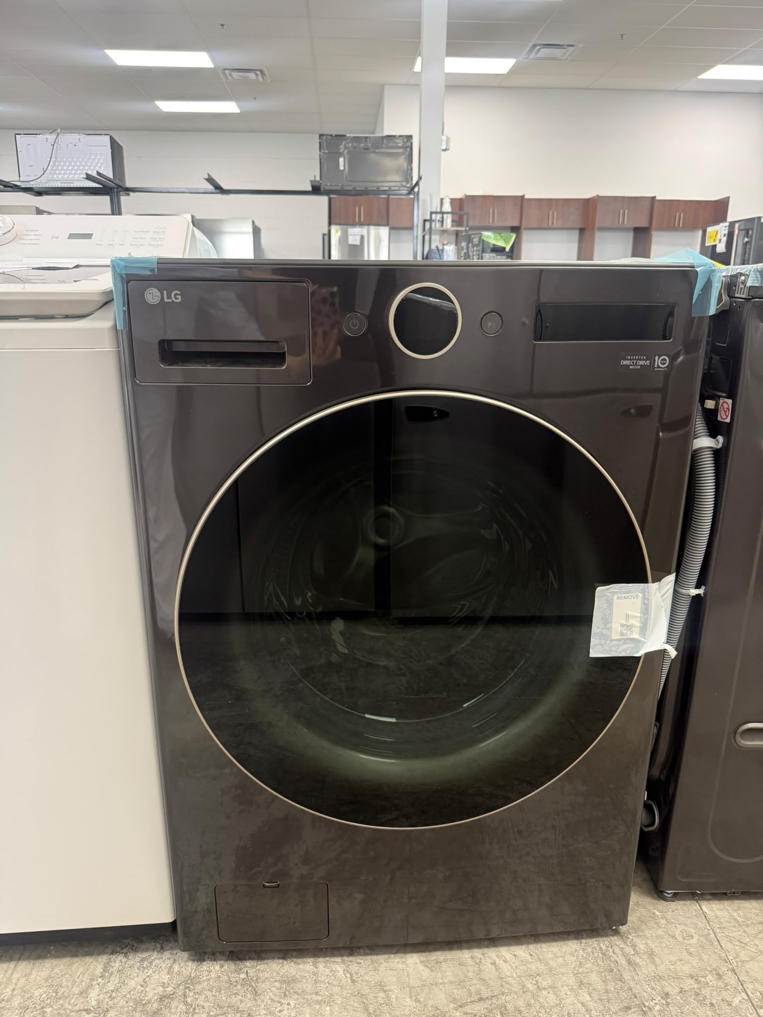WM6500HBA - LAVEUSES - LG - Chargement frontal - Acier inoxydable noir - Boîte Ouverte