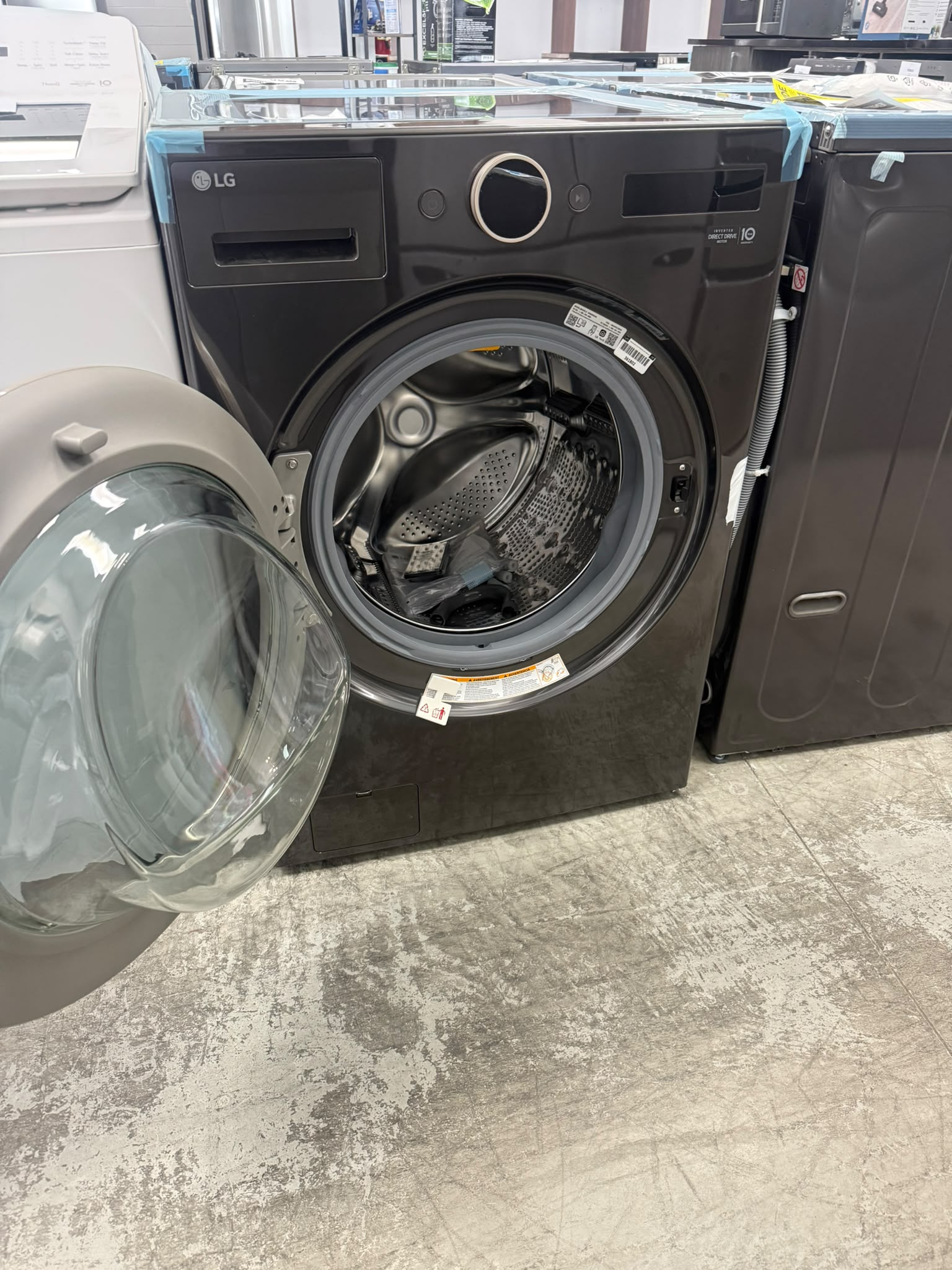 WM6500HBA - LAVEUSES - LG - Chargement frontal - Acier inoxydable noir - Boîte Ouverte