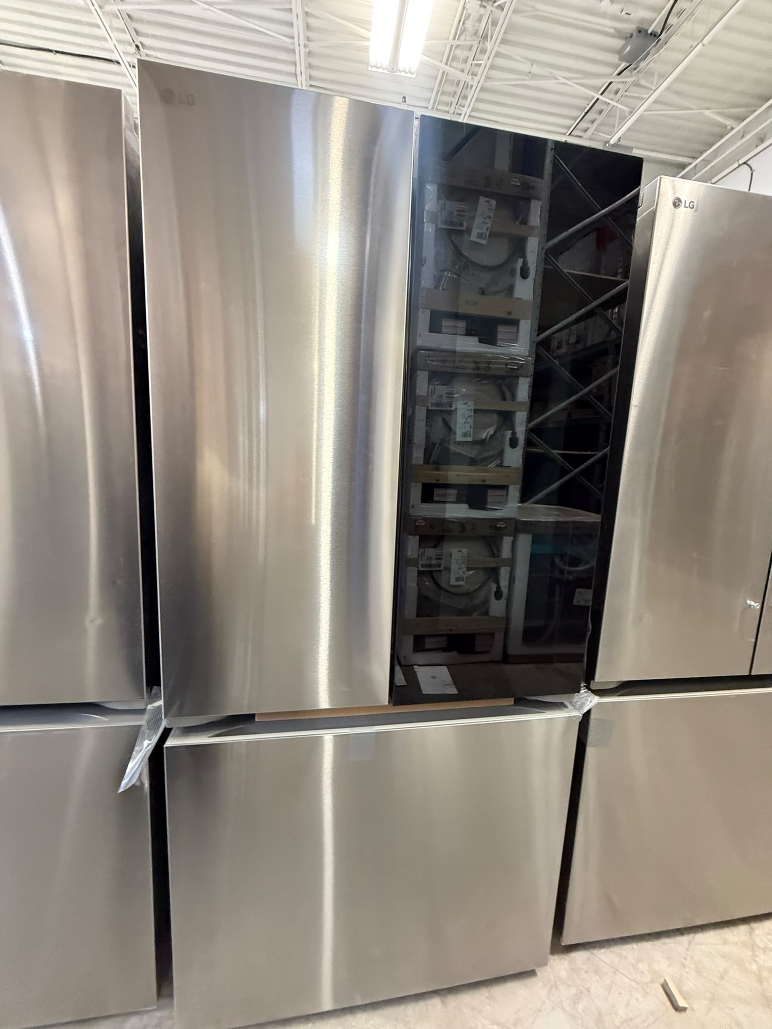 LF25S6206S - REFRIGERATORS - LG - French 3-Door - Stainless Steel - Open Box