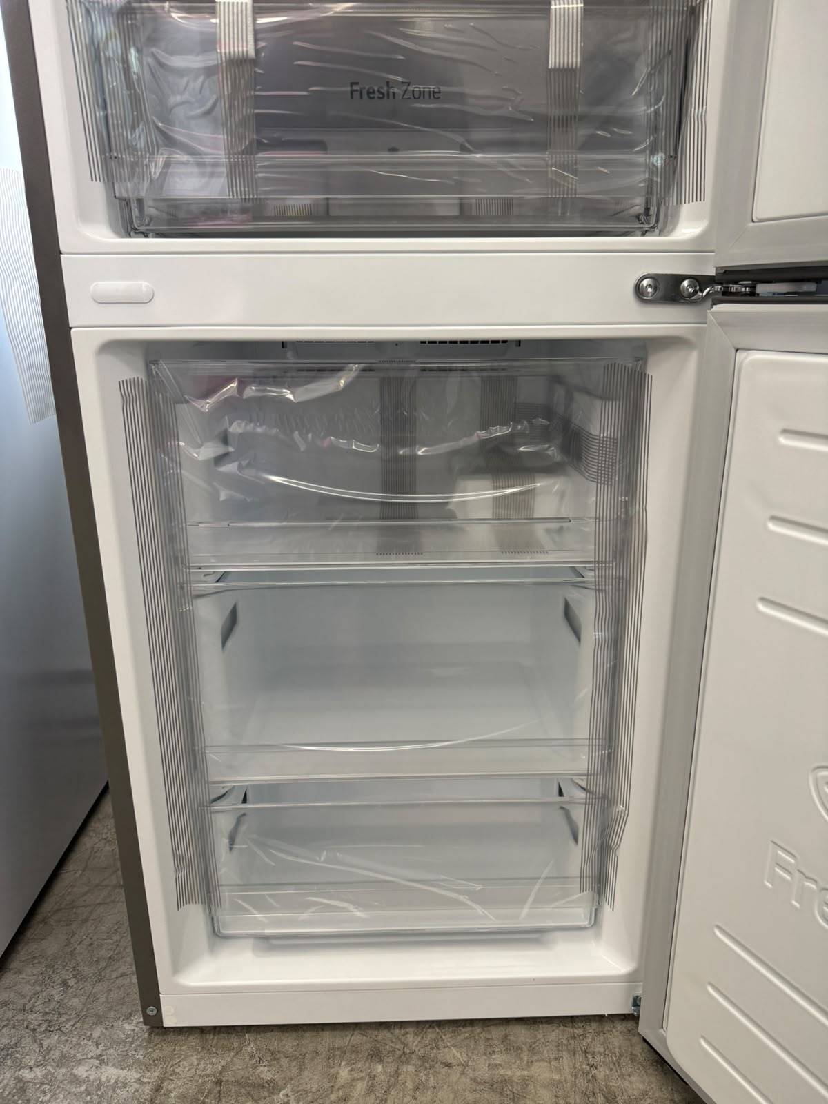 LBNC12231V - RÉFRIGÉRATEURS - LG - Congélateur inférieur - Argent - Boîte Ouverte
