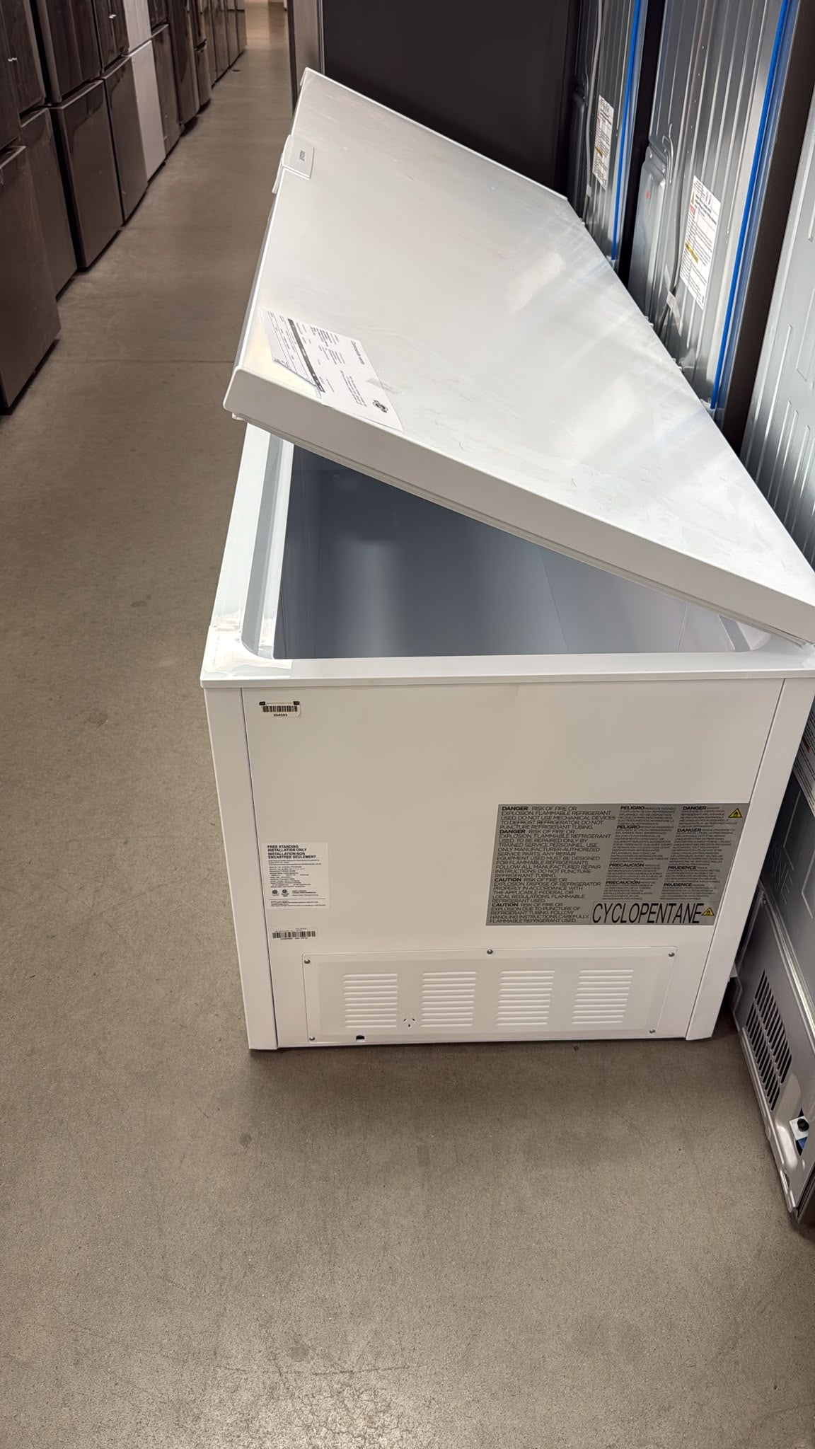 FFCL2542AW - FREEZERS - Frigidaire - White - Open Box