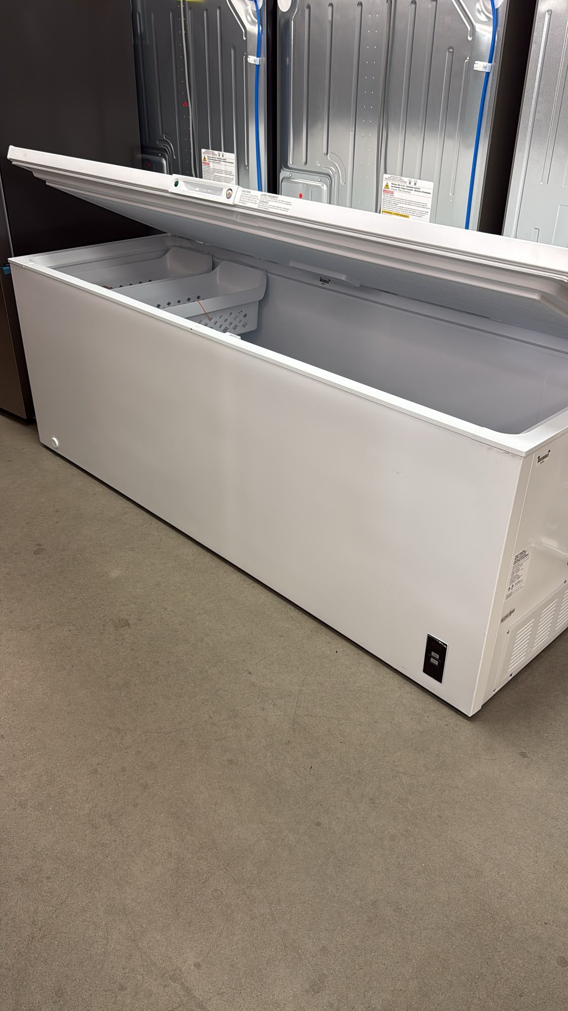 FFCL2542AW - FREEZERS - Frigidaire - White - Open Box