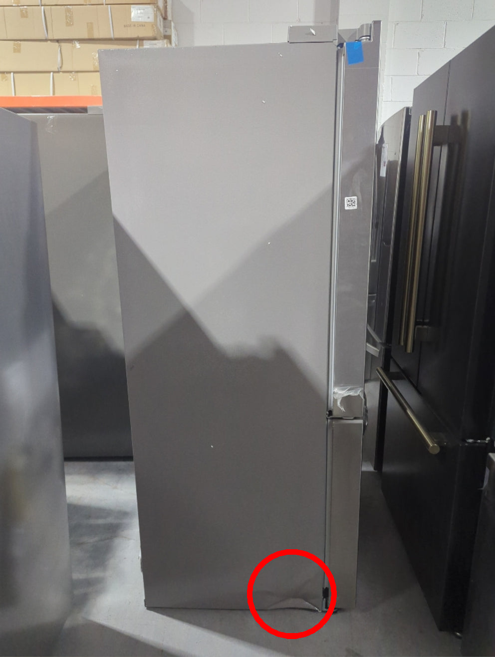 FRFC2323AS - REFRIGERATORS - Frigidaire - French 3-Door - Stainless Steel - Open Box - BonPrix Électroménagers