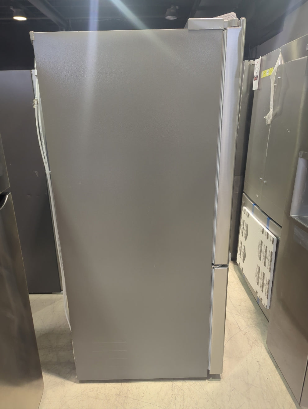 LCFS22EXS - REFRIGERATORS - LG - French 3-Door - Stainless Steel - Open Box - BonPrix Électroménagers