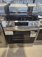 FCFE306CAS - RANGES - Frigidaire - Electric - Stainless Steel - Open Box - BonPrix Électroménagers