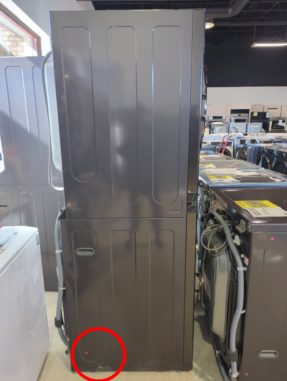 WKEX300HBA - LAUNDRY CENTERS - LG - Stacked Washer/Dryer - Electric - Black Stainless Steel - Open Box - BonPrix Électroménagers
