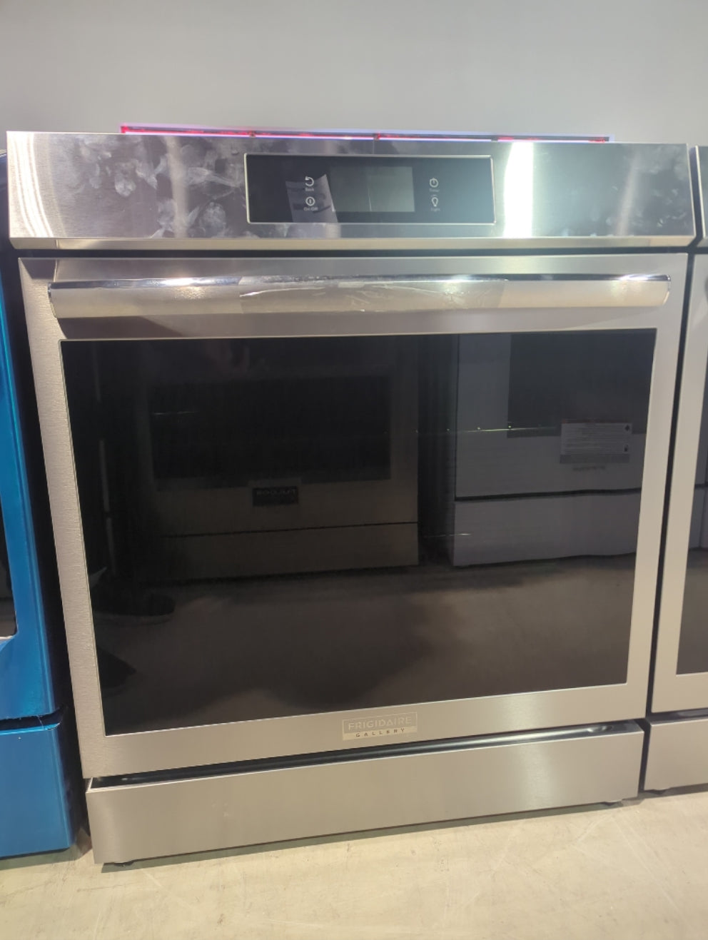 GCFI307CBF - RANGES - Frigidaire Gallery - Electric - Stainless Steel - Open Box - BonPrix Électroménagers