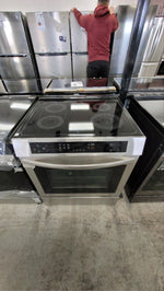FCFI308CAS - RANGES - Frigidaire - Electric - Stainless Steel - Open Box - BonPrix Électroménagers
