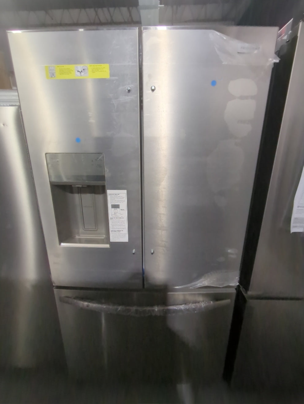 FRFC2323AS - REFRIGERATORS - Frigidaire - French 3-Door - Stainless Steel - Open Box - BonPrix Électroménagers