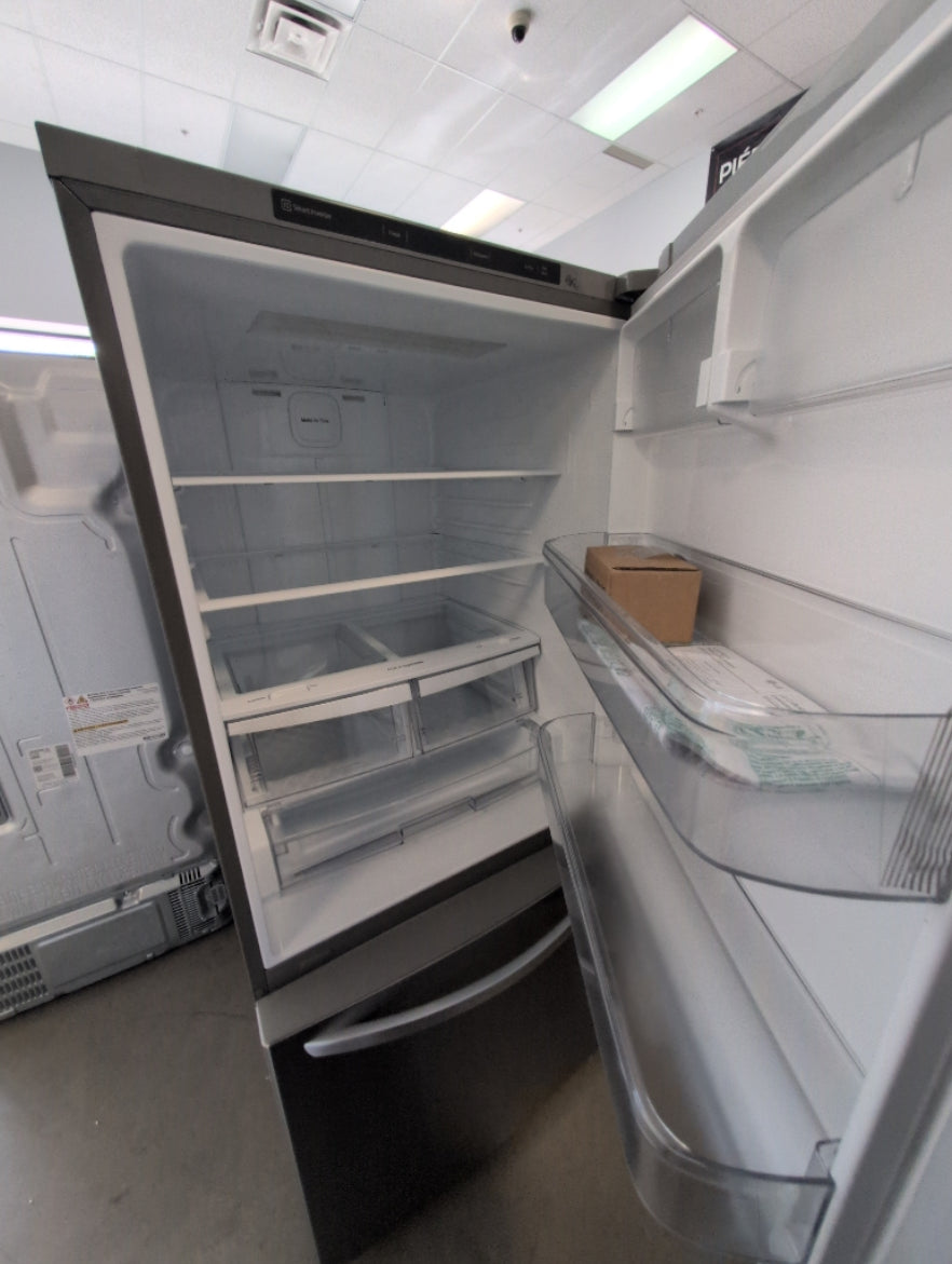 LRDNS2200S - REFRIGERATORS - LG - Bottom Freezer - Stainless Steel - Open Box