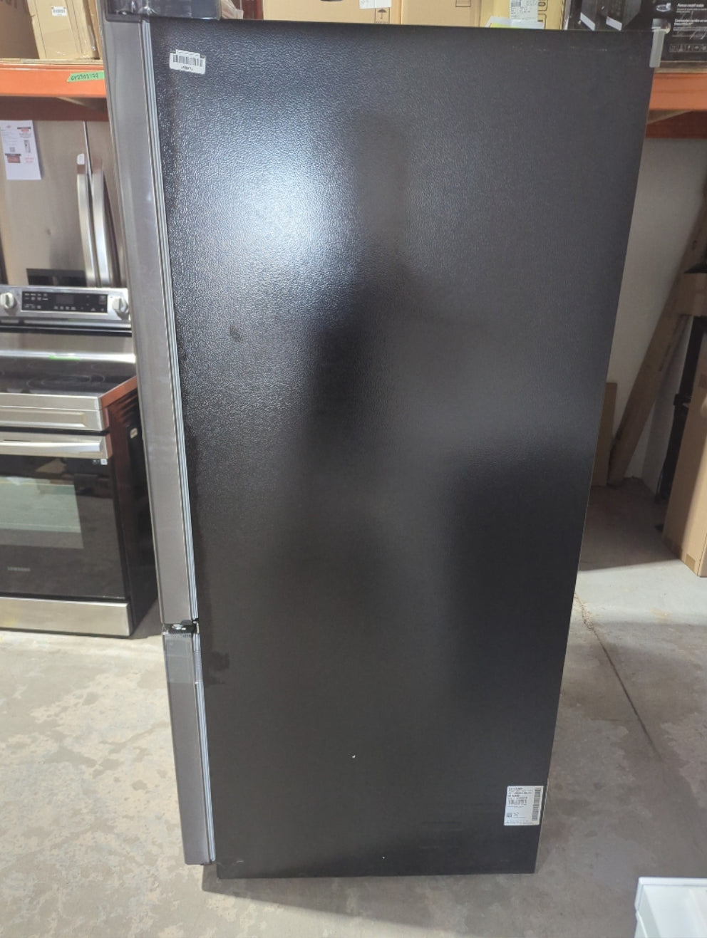 LRFS28XBD - RÉFRIGÉRATEURS - LG - Trois Portes Avec Porte â Deux Battants - Acier inoxydable Noir - Boîte Ouverte