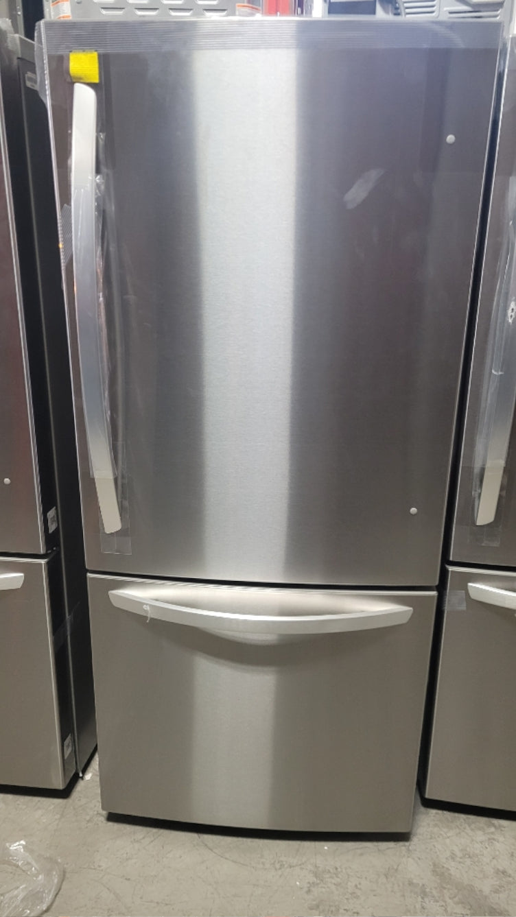 LRDNS2200S - RÉFRIGÉRATEURS - LG - Congélateur inférieur - Acier inoxydable - Boîte Ouverte