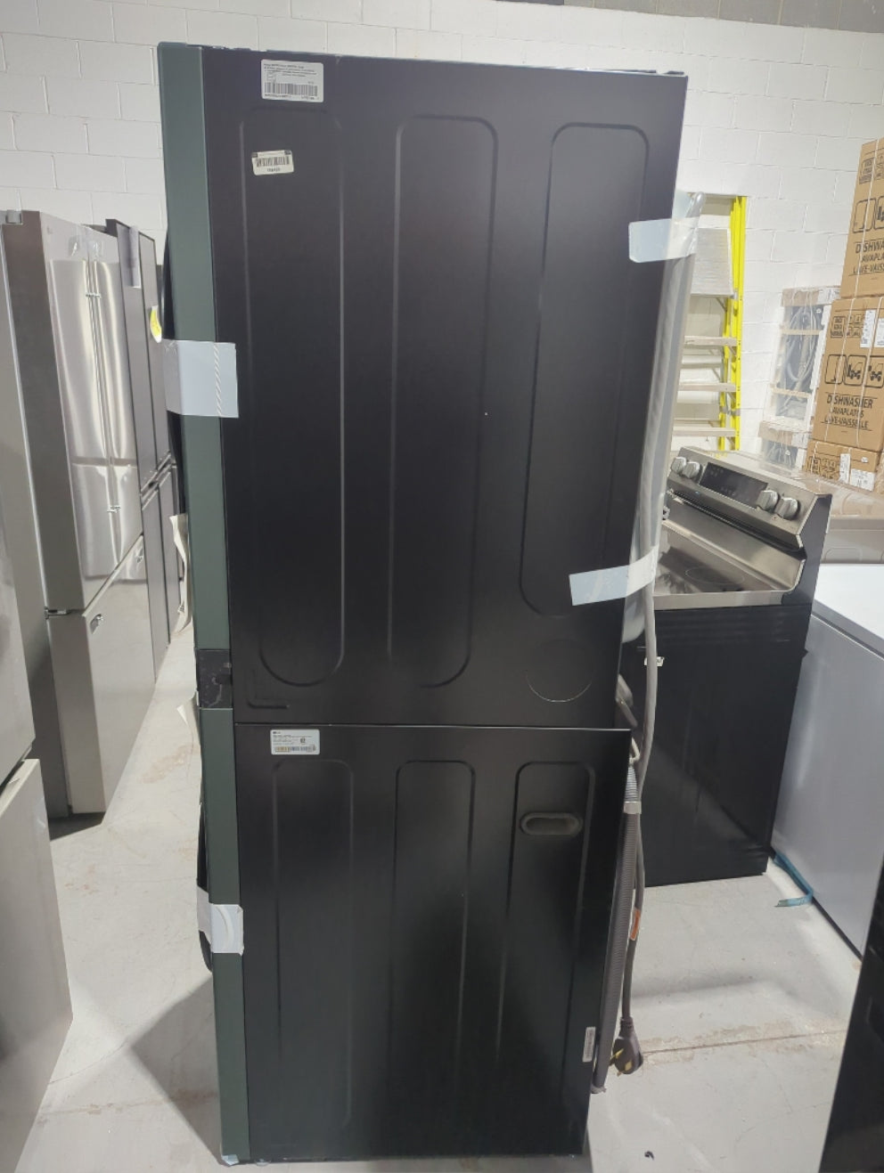 WKEX200HGA - LAUNDRY CENTERS - LG - Stacked Washer/Dryer - Electric - Nature Green  - Open Box - BonPrix Électroménagers